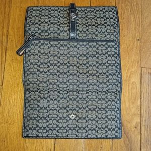 Pre-loved Coach wallet